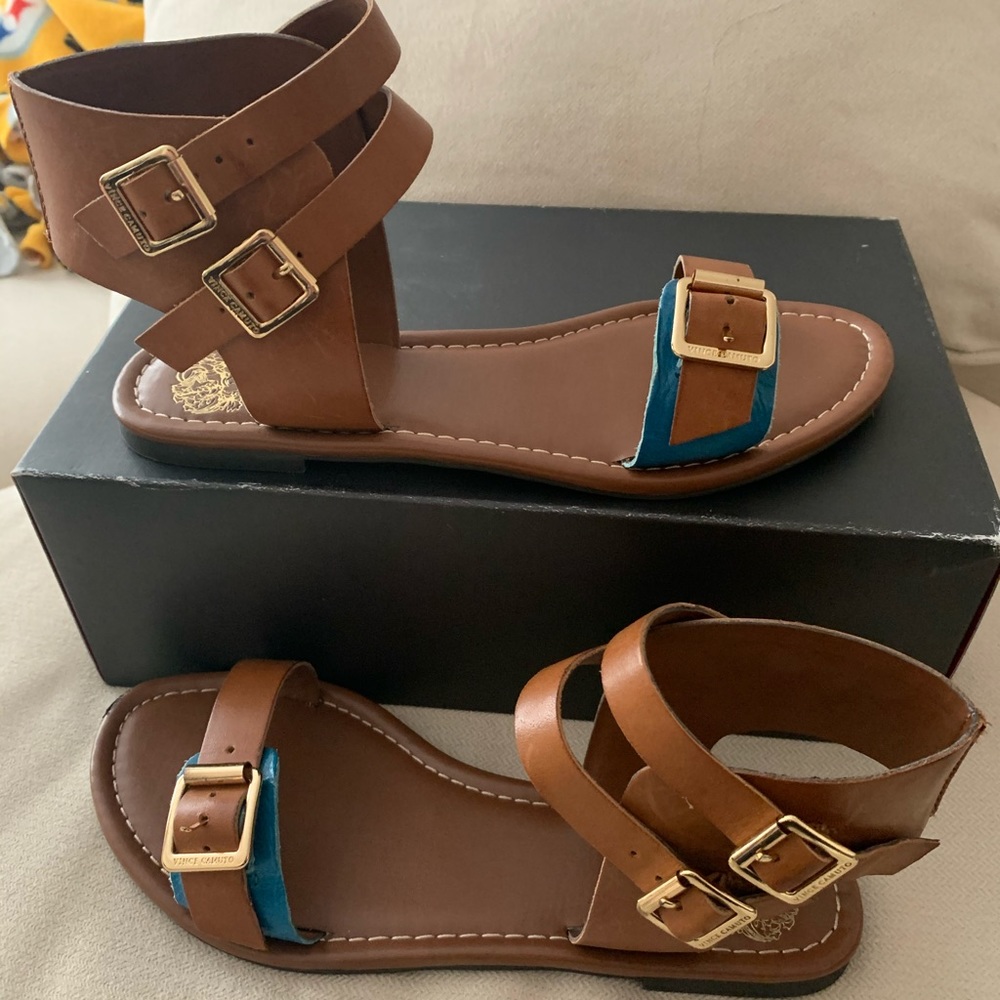 NEW Vince Camuto Sandals